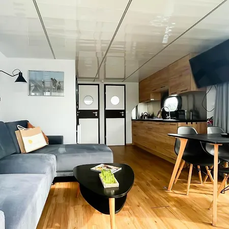 בית נופש Meerzicht By Droomvilla Uitgeest